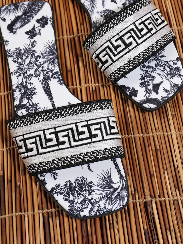 Embroidered Flat Sandals for Women – Comfortable Vacation-Ready Summer Shoes | Free Shipping