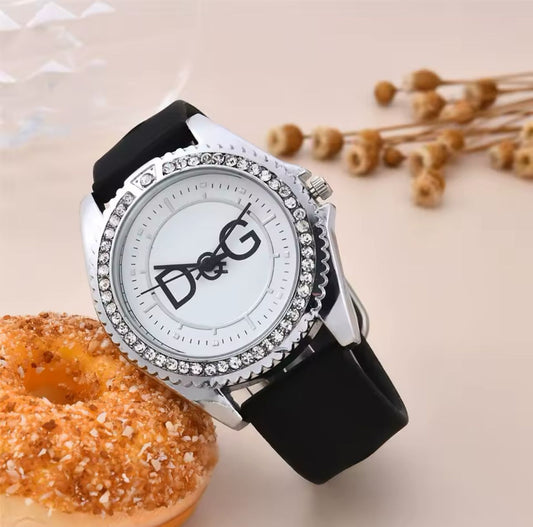 DQG Rhinestone Leather Women’s Watch – Quartz Movement, Gift-Ready | Free Shipping